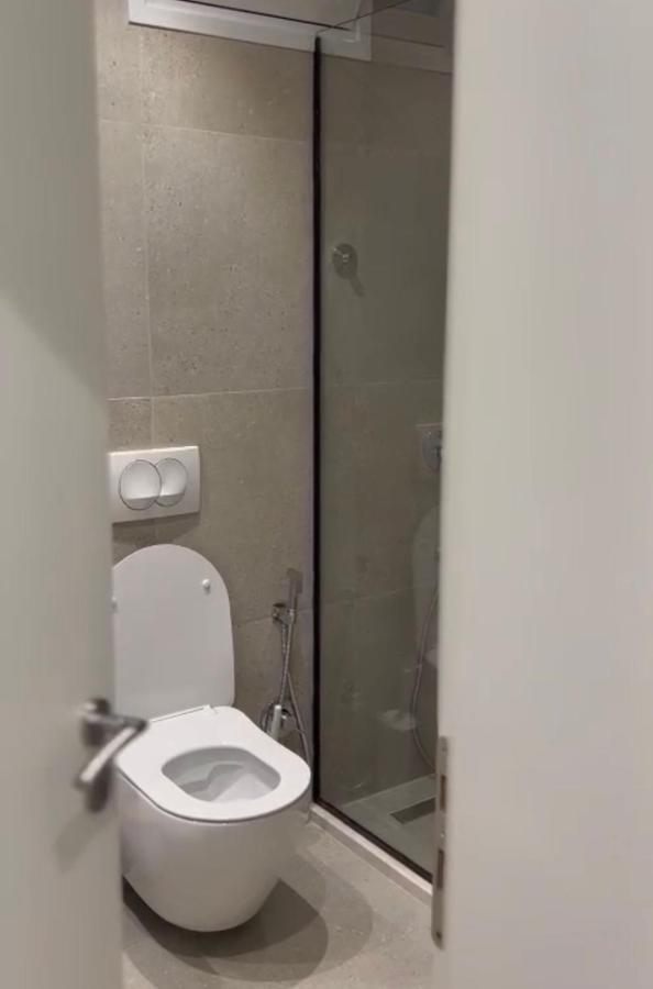 4seasonsgea ,cozy Centre Ac+ba+wifi Apartament Tirana